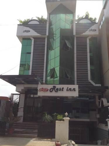 Hotel Rest Inn Chikmagalūr Zewnętrze zdjęcie